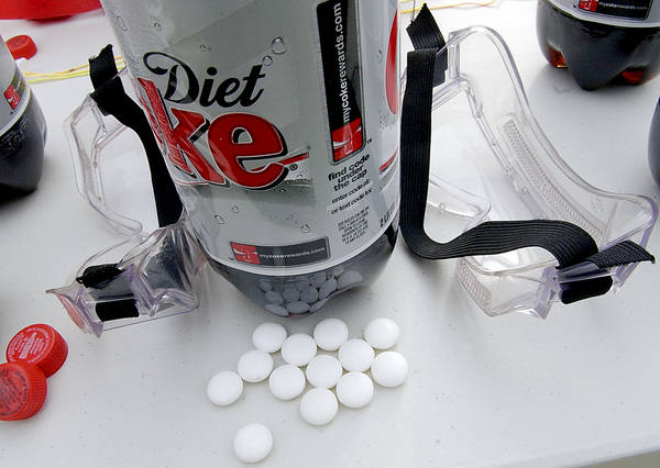 Diet Coke and Mentos - Image by Darren Slover -Sun Journal